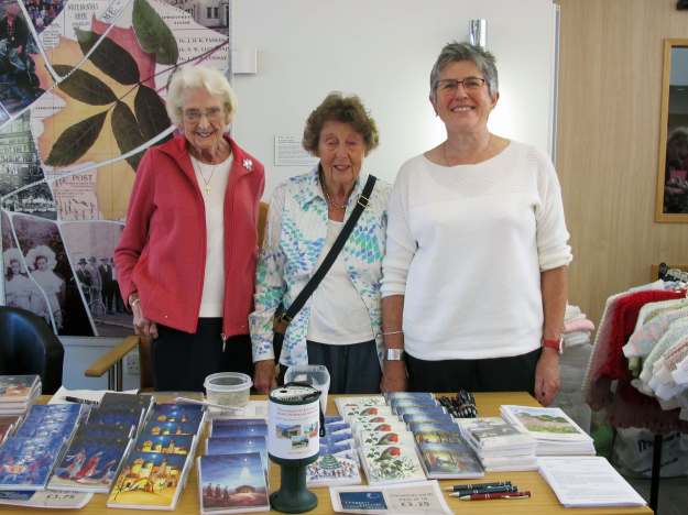 League of Friends team, Mary, Jennifer and Helen.